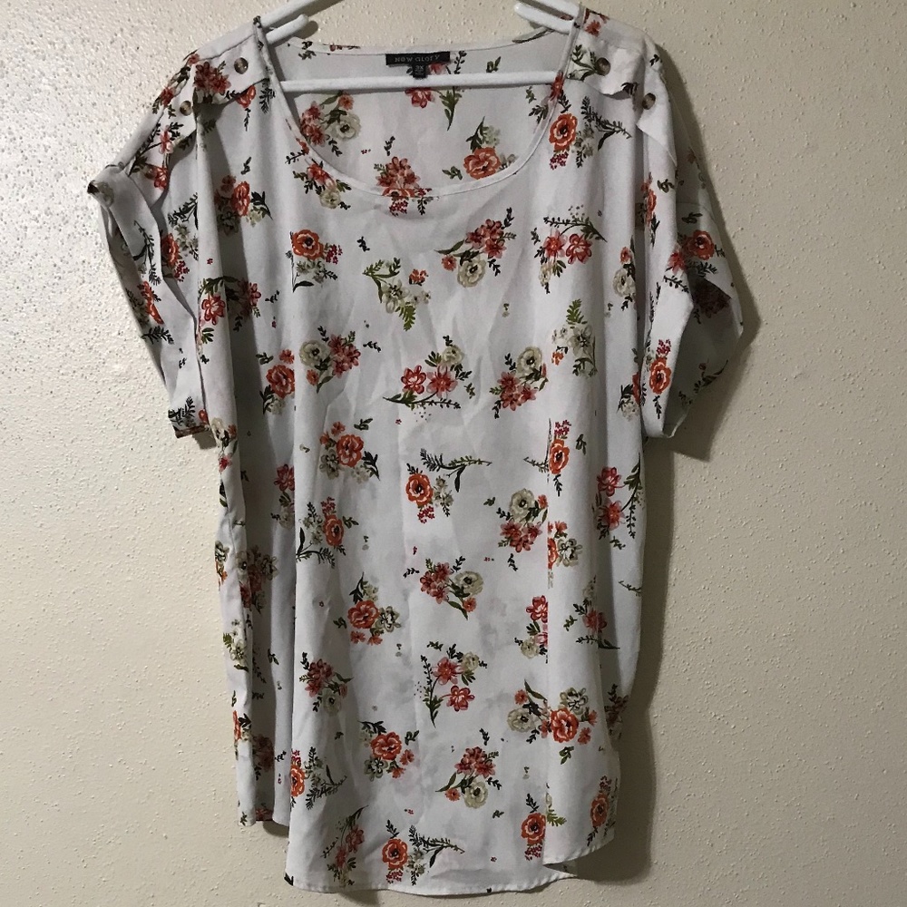 WOMEN'S COMFY BLOUSE
